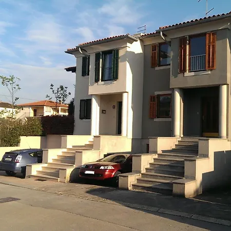 Appartamento With Parking Space - 6934 Umago