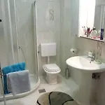With Parking Space - 6934 Ουμάγκ